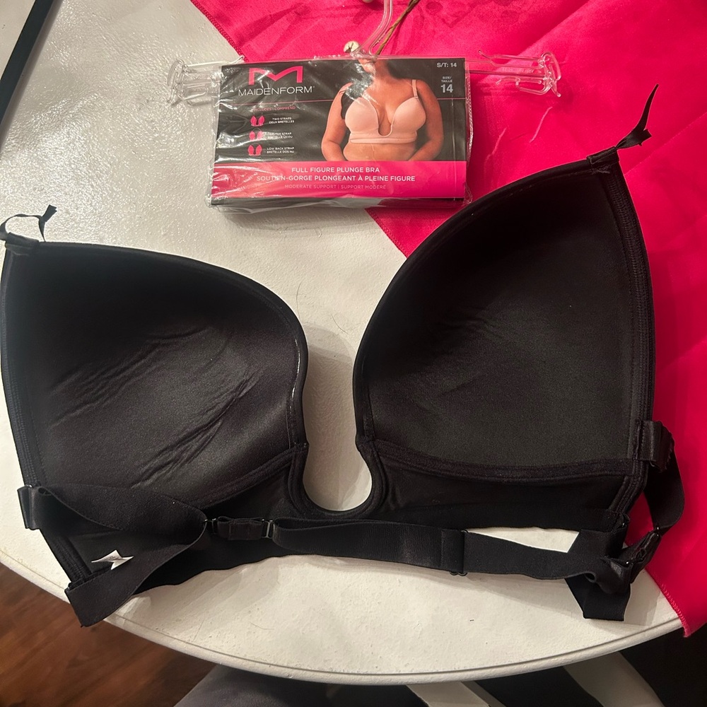 Plunge bra